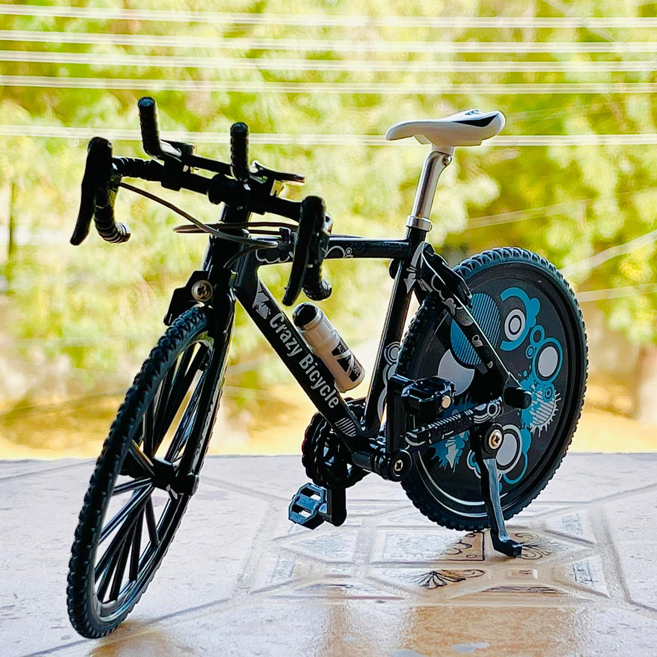 1.8 Scale Racing Diecast Metal Bicycle
